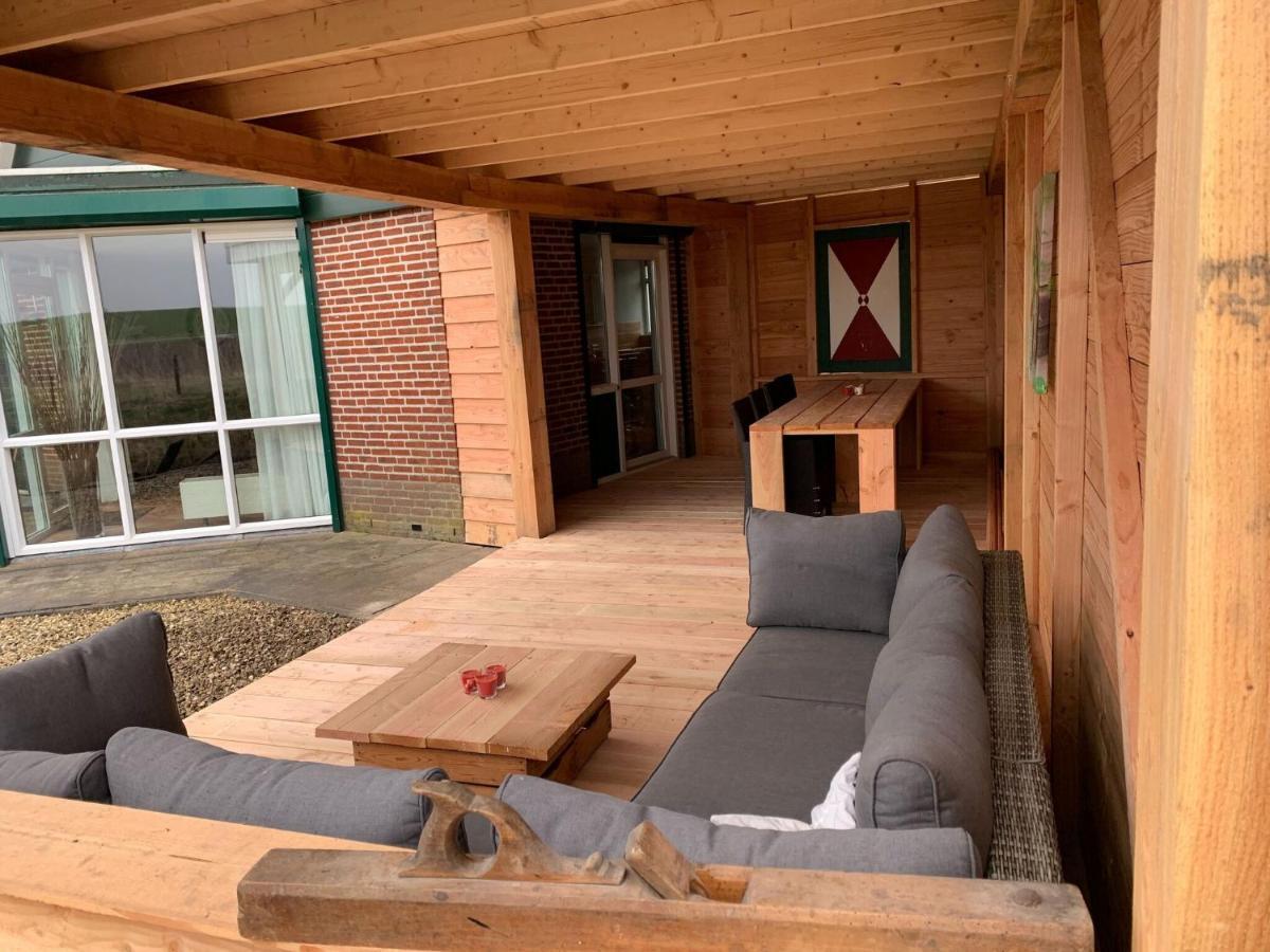 Modern Holiday Home In Ooltgensplaat Екстер'єр фото